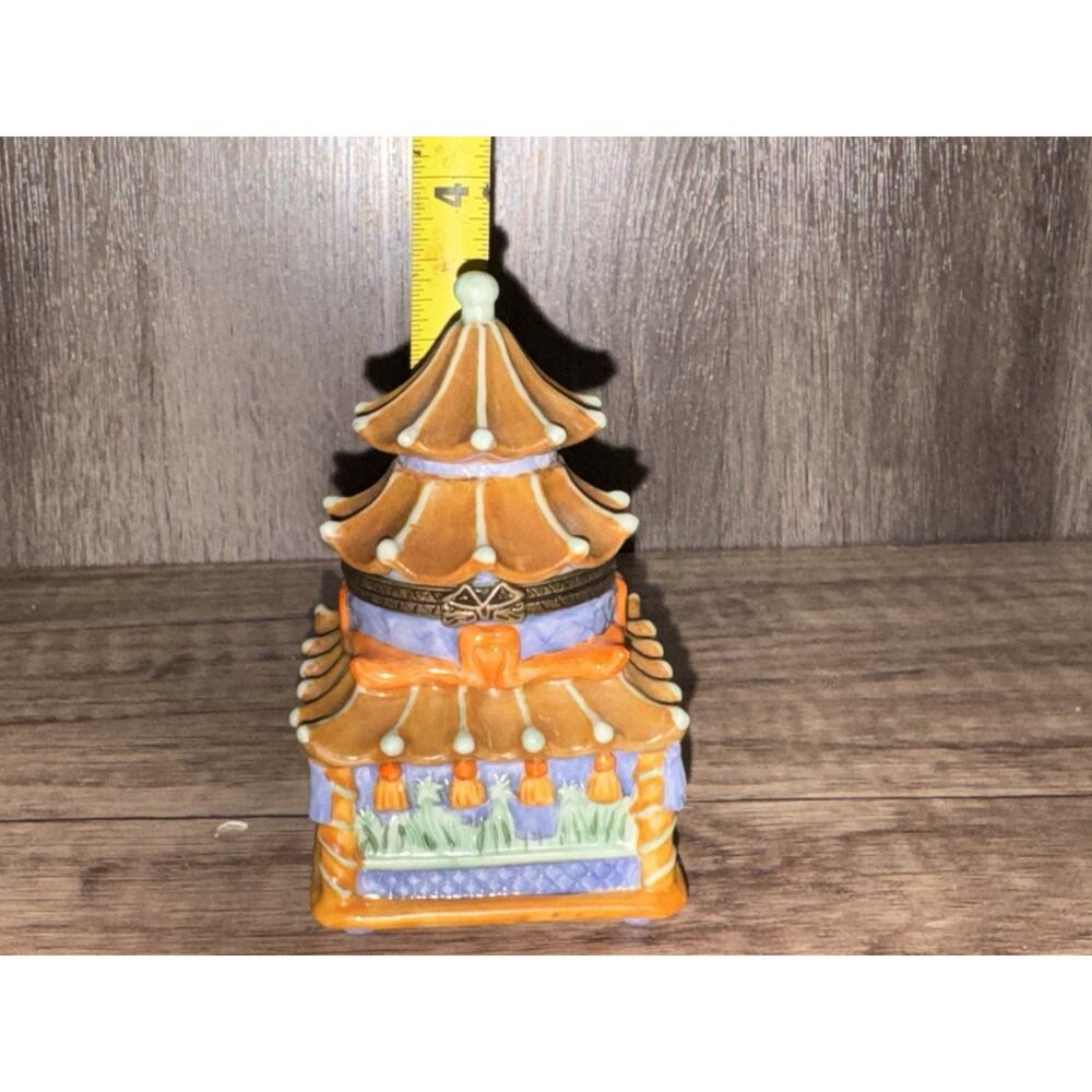 Vintage Foreside Pagoda Trinket Box Hinged Porcelain Jewelry Box Made in China